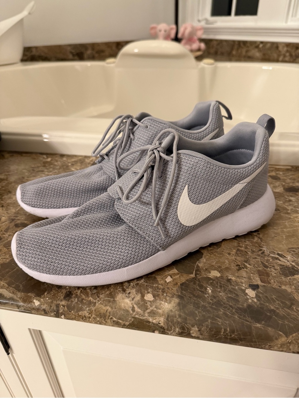 Nike Men's Light Gray Mesh Running Sneakers with White Swoosh